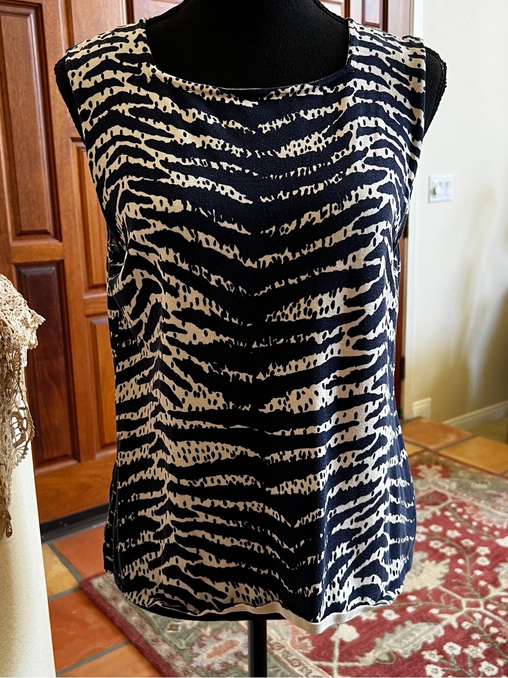 Coldwater Creek Silk Cotton Zebra Print Shell Top Navy White Women’s Sz L